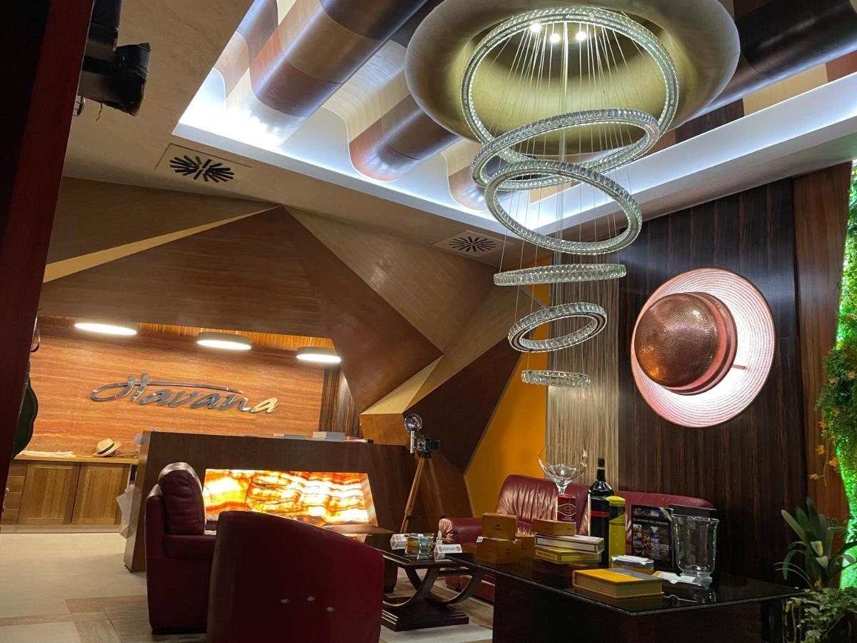 Hotel Havana Loznica Zewnętrze zdjęcie